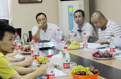 纺织服饰商会2011年第三次常务会长办公会成功召开