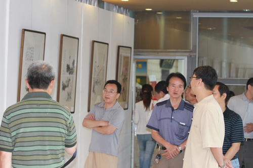 天弓高尔夫俱乐部举办“观乎人文”书画展