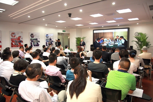 总商会组织参加新华都商学院创业研讨会暨导师聘任仪式