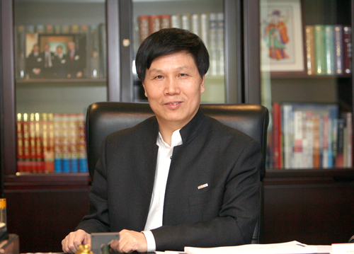 秘书处为常务副会长、大业传媒集团总裁苏忠送去生日祝福