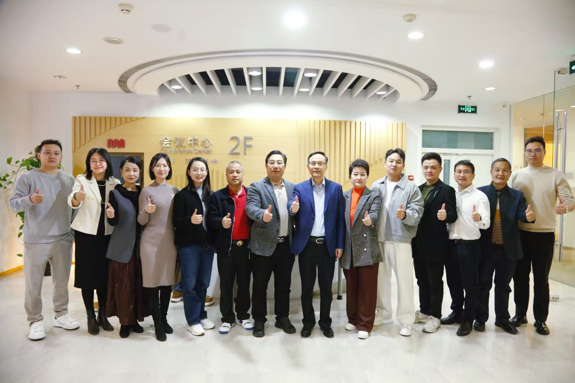 b190874a19bc45c333420f0996e54745.jpg b190874a19bc45c333420f0996e54745.jpg