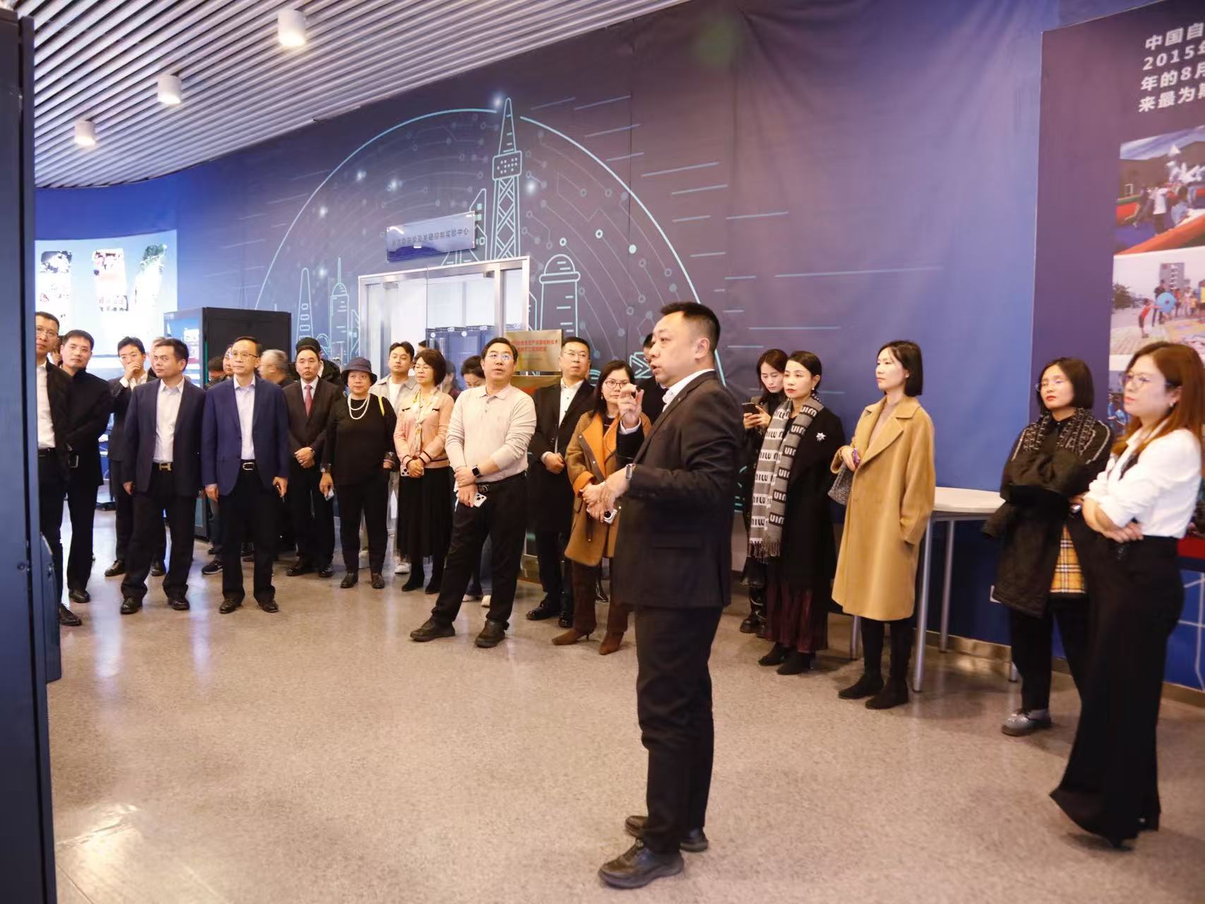 09e3d2e8e8772495975236cf4f6d3f49.jpg 09e3d2e8e8772495975236cf4f6d3f49.jpg